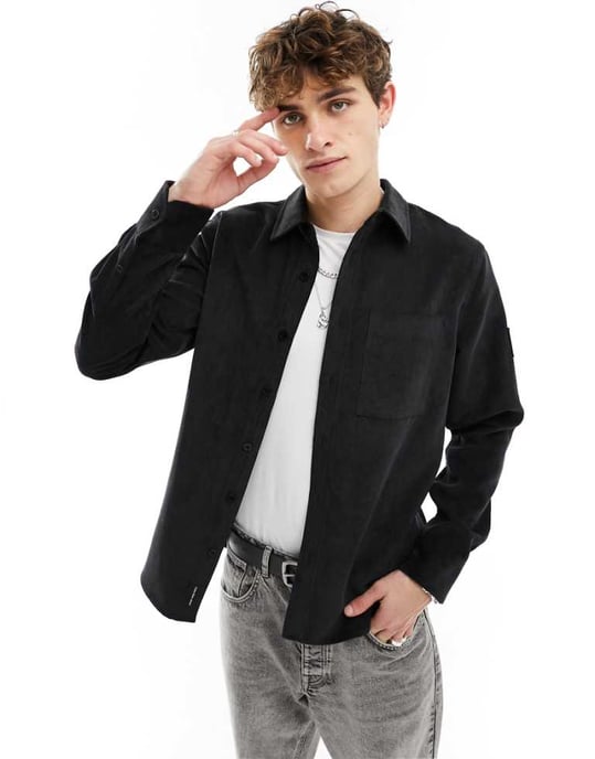 Calvin Klein Jeans regular fit kordflortsskorta i svart - Image 1