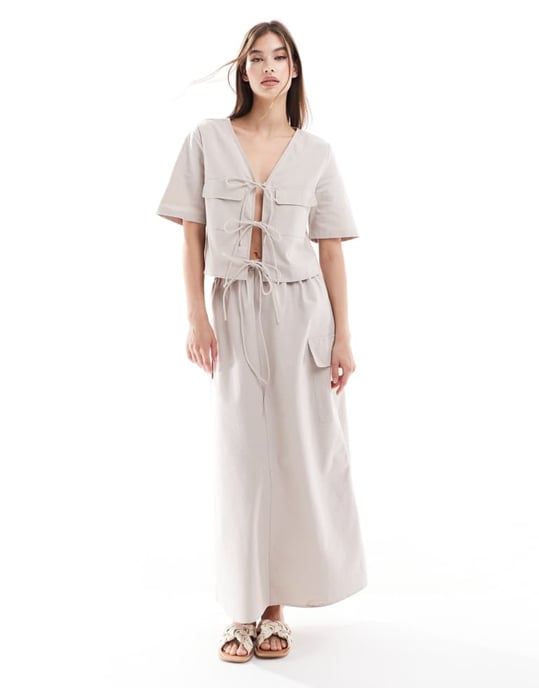 ASOS DESIGN knytfront kort skjorta i off-white - Image 2