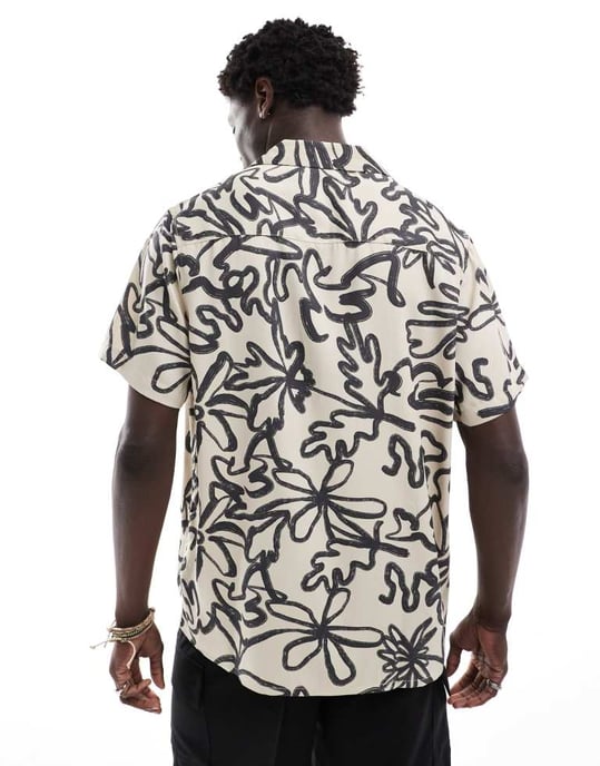 ASOS DESIGN avslappnad skjorta med blomsterlinjeteckning - Image 3