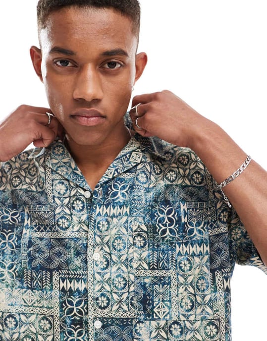 ASOS DESIGN avslappnad skjorta med krage i tonalt vintage-mönster - Image 2