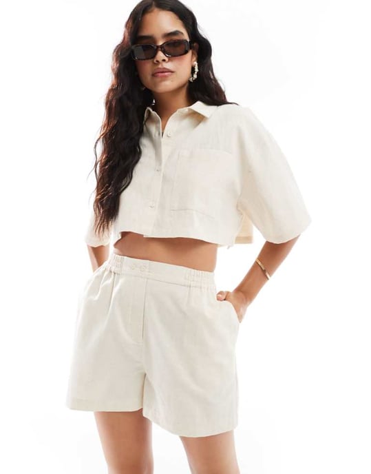 ASOS DESIGN kortärmad skjorta med linne i neutral nyans - Image 1