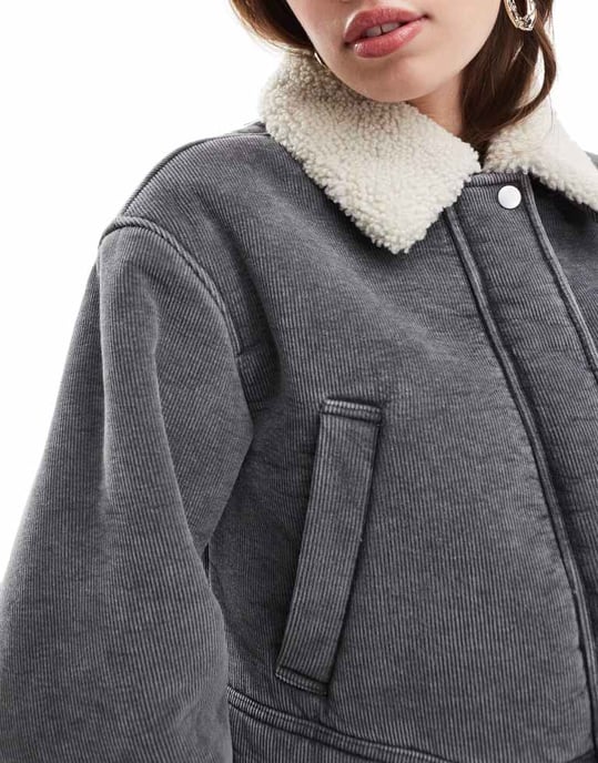 ASOS DESIGN cordbunden jacka med fårskinnskrage i grått - Image 3