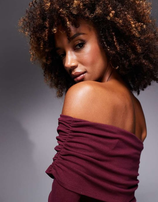 ASOS DESIGN en ärm vik över bodysuit i bordeaux - Image 3
