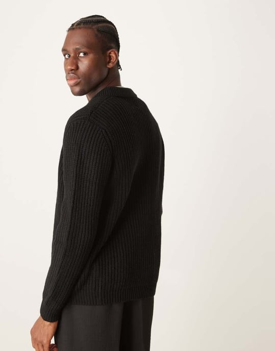 ASOS DESIGN blandning av ull oversize tungvikts kvartdragkedja ribbstickad polo i svart - Image 4