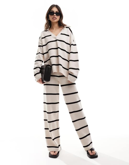 ASOS DESIGN stickad tröja med öppen krage i texturerad garn i randig coord - Image 1
