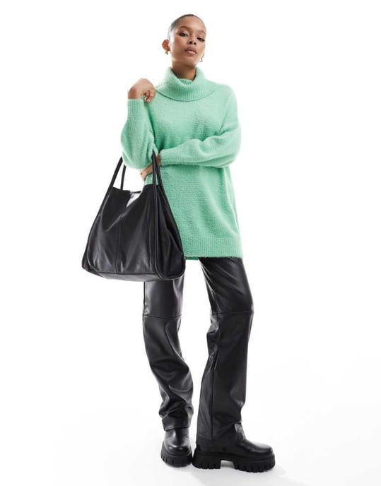 ONLY oversized rollneck jumper in green - Image 4