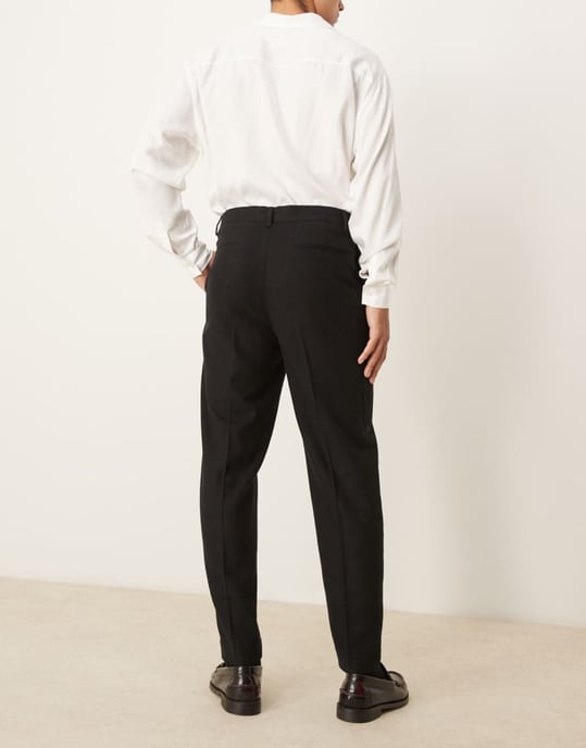 ASOS DESIGN smart tapered fit ullblandning byxor i svart - Image 4
