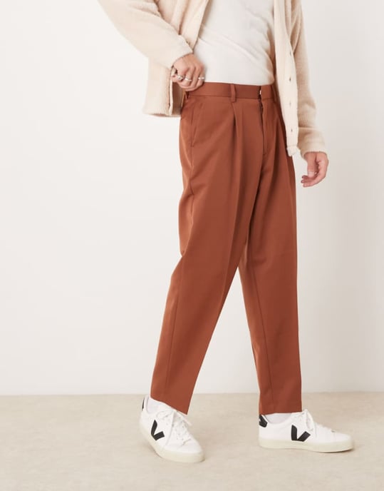 ASOS DESIGN smart oversized tapered byxor med frontveck i rost - Image 1