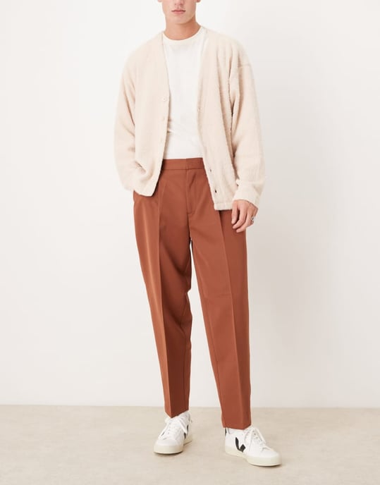 ASOS DESIGN smart oversized tapered byxor med frontveck i rost - Image 2