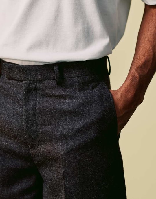 ASOS DESIGN smart överdimensionerade tapered byxor med framfåll i kolgrå borstad tyg - Image 3