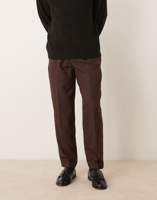 ASOS DESIGN smart överdimensionerade avsmalnande byxor i brun mikrotextur - Image 1