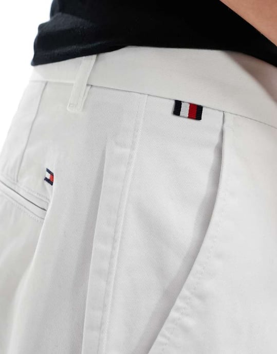 Tommy Hilfiger Denton 1985 bomullschinos i vitt - Image 4