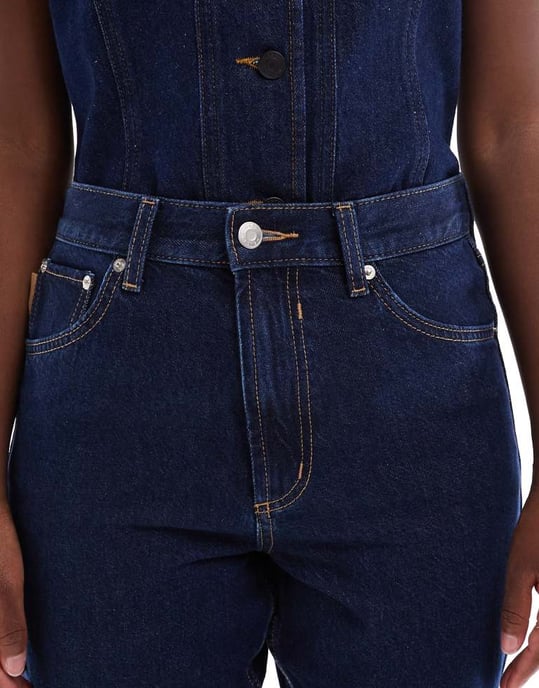 ASOS DESIGN medelhög rak jeans med uppvikt kant i tvättad färg - Image 4