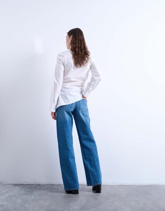 Topshop Ember låg midja rakben jeans i vintage blå - Image 4