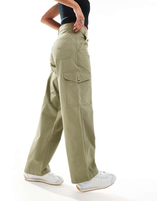 Dickies seasonal cargo trousers in khaki - Image 4