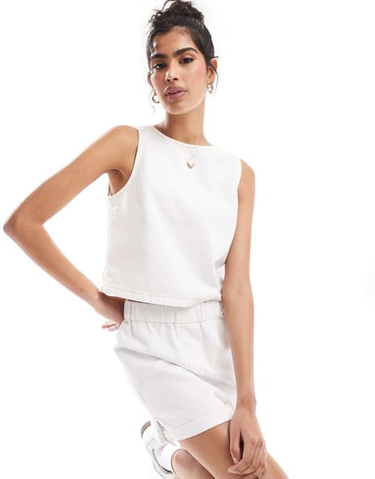 ASOS DESIGN denim ärmlös topp i vit - Image 1
