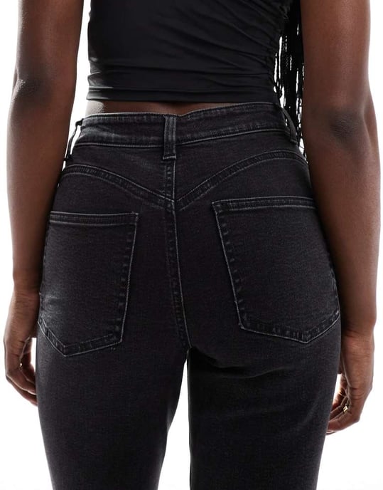 ASOS DESIGN formande slim fit komfortjeans i tvättad svart - Image 2