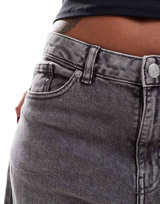 Monki vida baggy denimbyxor i tvättad grå - Image 4