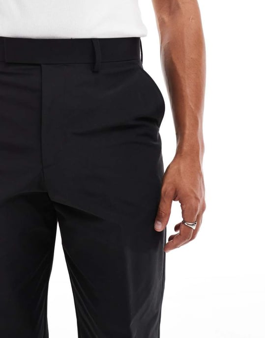 ASOS DESIGN tekniska vida kostymbyxor i svart med dragsko i nederkant - Image 4