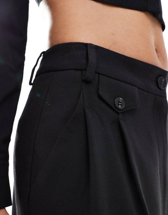 ASOS DESIGN Lång knapprad rak ben skräddarsydd byxa i svart - Image 3