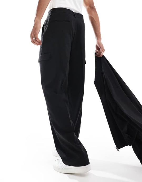 ASOS DESIGN smart co-ord vida cargobyxor i svart - Image 4