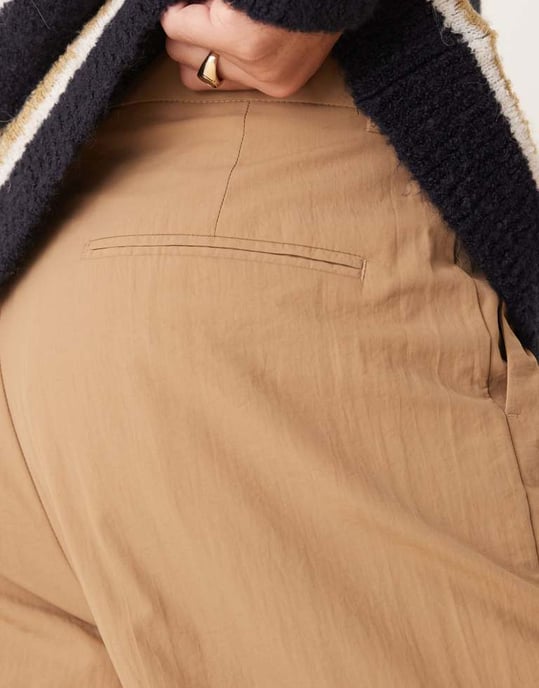 ASOS DESIGN smart hög midja vida byxor i sten - Image 4