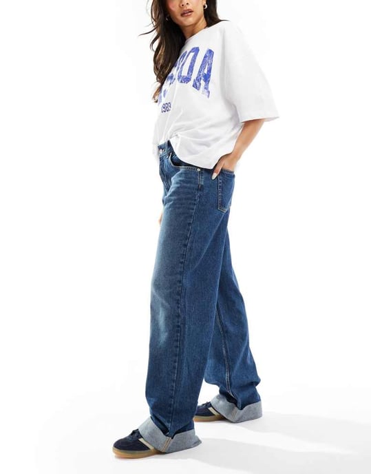 ASOS DESIGN uppvikt nederkant baggy jeans i mellanblå - Image 3