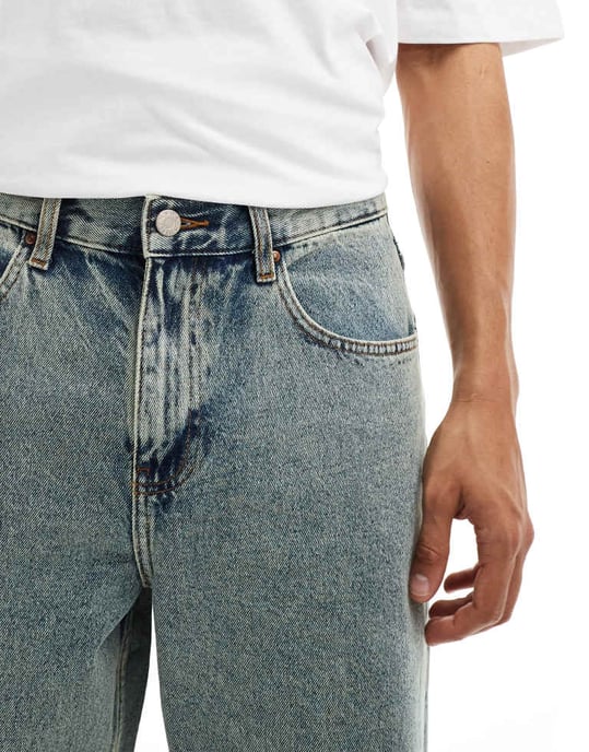 ASOS DESIGN byxor med vida ben och breda fållar i ljus nyans - Image 4