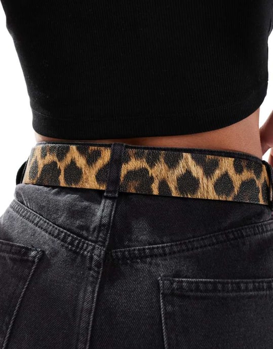 ASOS DESIGN halv månformad midja och höftjeansbälte i leopard - Image 3