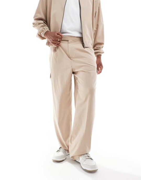ASOS DESIGN bredbenad smart co-rd cargobyxa i beige - Image 3