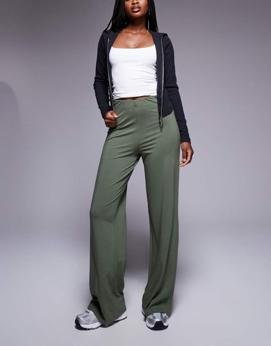 ASOS DESIGN basisk vid ben jerseybyxa i khaki - Image 4