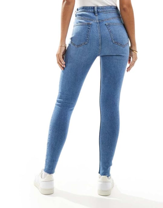Miss Selfridge skinny hög midja jeans i mellanblå tvätt - Image 2