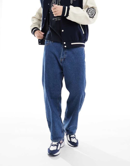 Jack & Jones Ron skater fit jeans in mid blue wash - Image 2