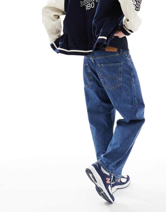 Jack & Jones Ron skater fit jeans in mid blue wash - Image 4