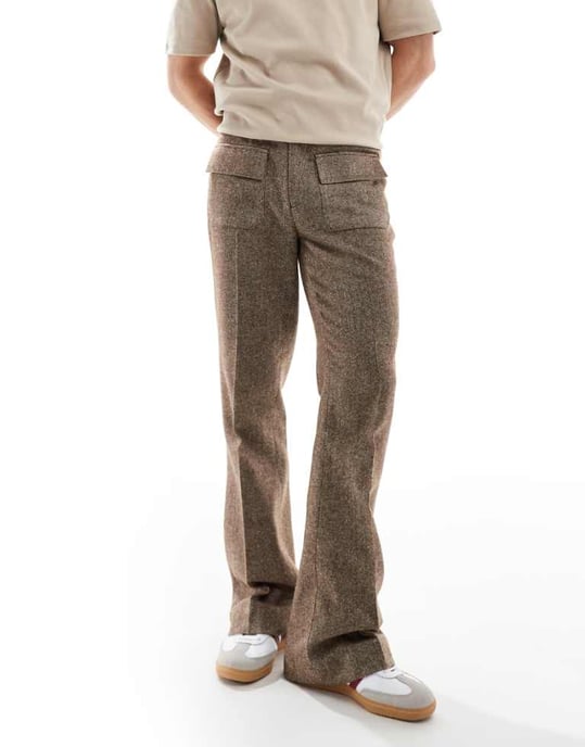 ASOS DESIGN smart flare ullblandning byxor med framfickor i brun - Image 1
