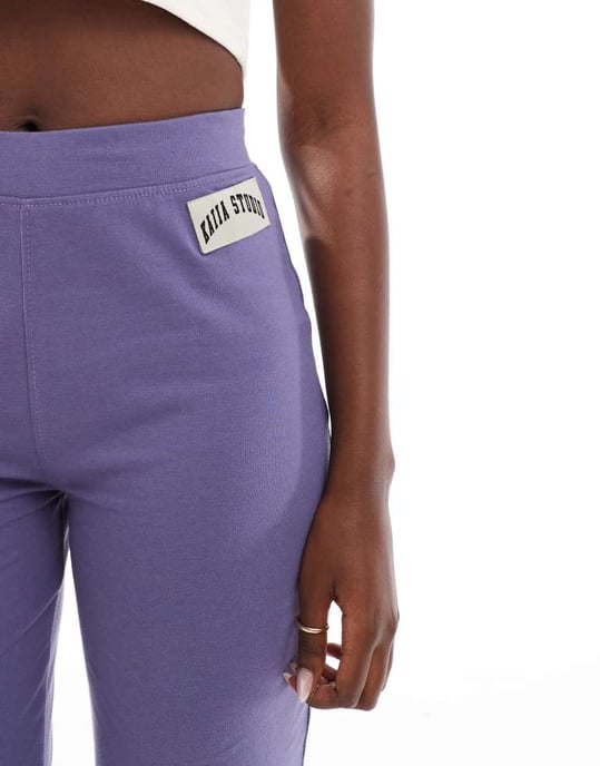 Kaiia exklusiva Studio-logga utsvängda yogabyxor set i blått - Image 3