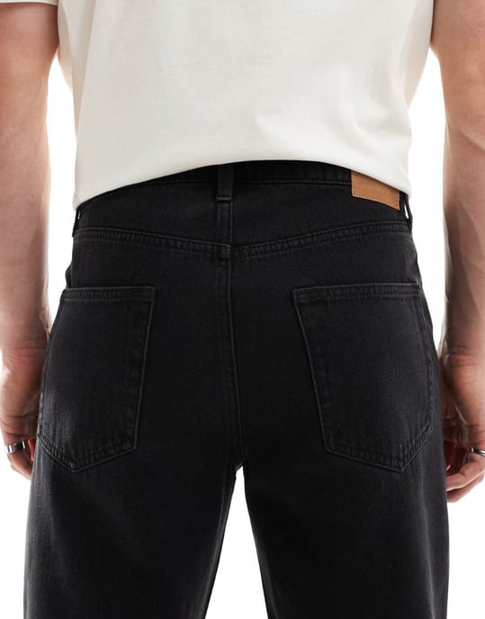 ONLY & SONS löst tapered jeans i tvättad svart - Image 4