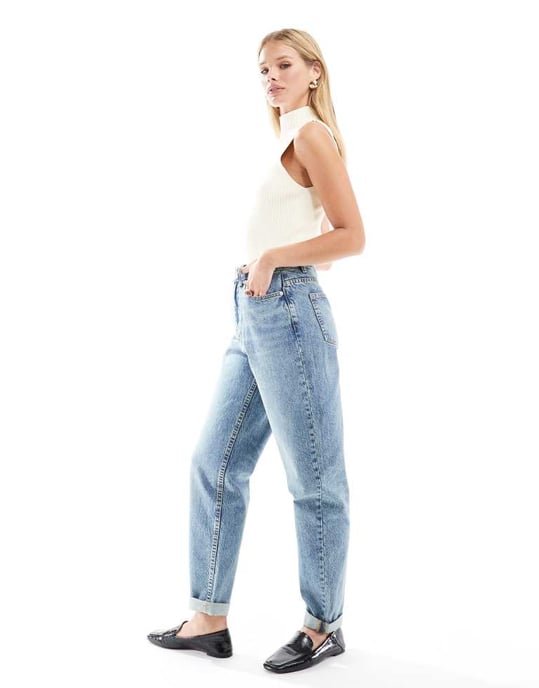 ASOS DESIGN hög midja avslappnad momjeans i vintage tvätt - Image 3
