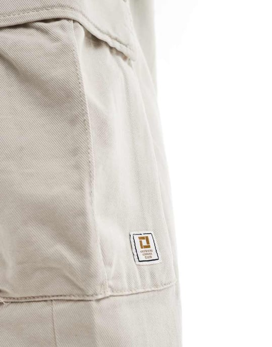 ONLY & SONS lösa cargobyxor i beige - Image 4