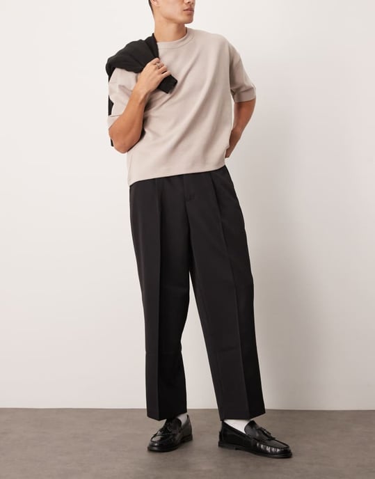 ASOS DESIGN smart balloon trousers with front pleat in black - Image 2