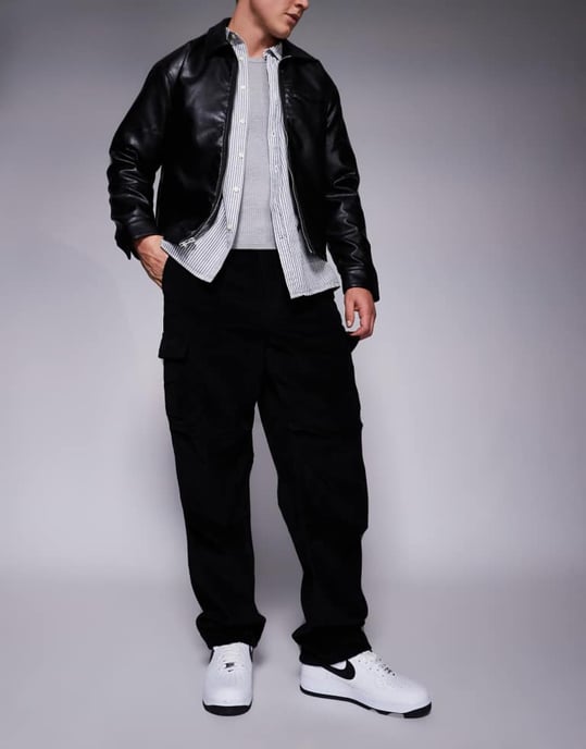 ASOS DESIGN baggy kordbyxor med fickor i svart - Image 4