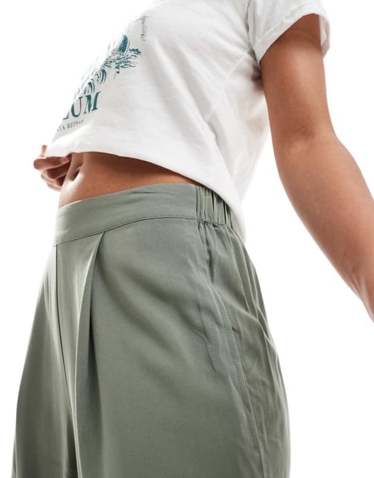 ASOS DESIGN avslappnade dra-på-byxor i khaki - Image 3