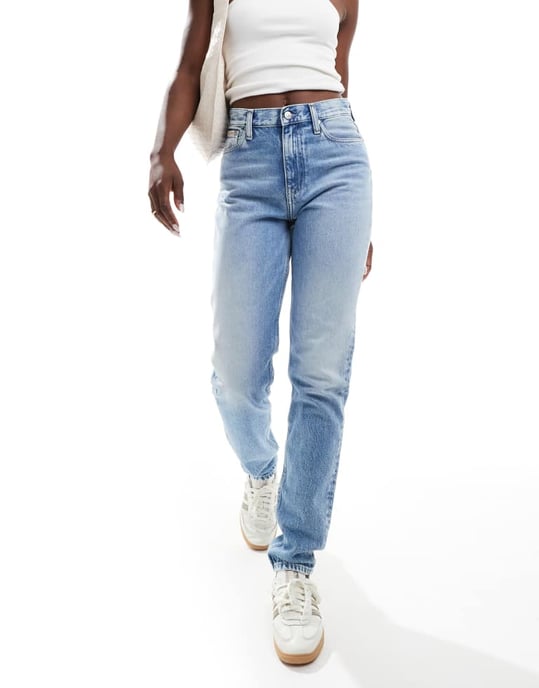 Calvin Klein Jeans momjeans i ljus tvätt - Image 4
