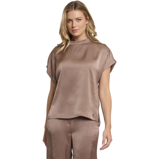 Rino & Pelle Short sleeve top with high neck - Image 3