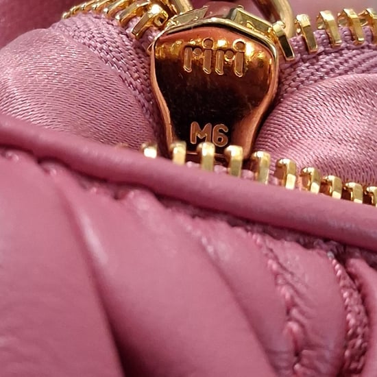 Miu Miu Wander Matelassé Hobo Tas in Roze Lamsskinleer - Image 6