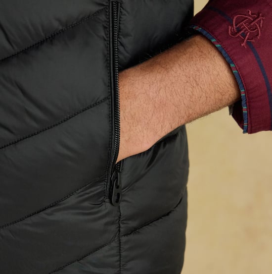 Joules Garrett Mens Showerproof Padded Gilet Black - Image 5