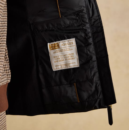 Joules Braemar Luxe Womens Quilted Gilet Black - Image 4