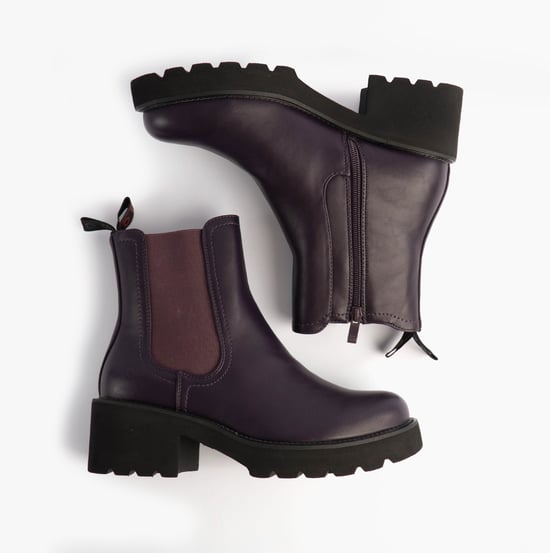 Heavenly Feet Honeybelle Womens Chelsea Boots Purple - Image 2