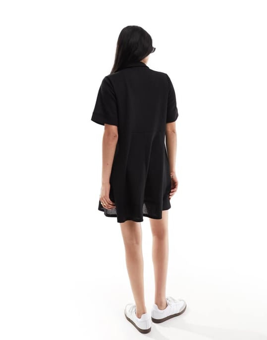 ASOS DESIGN våfflad knytfram smock mini klänning i svart - Image 2
