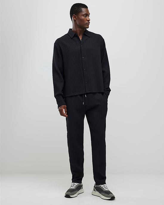 River Island Mens Plisse Shirt Black Boxy Fit - Image 4